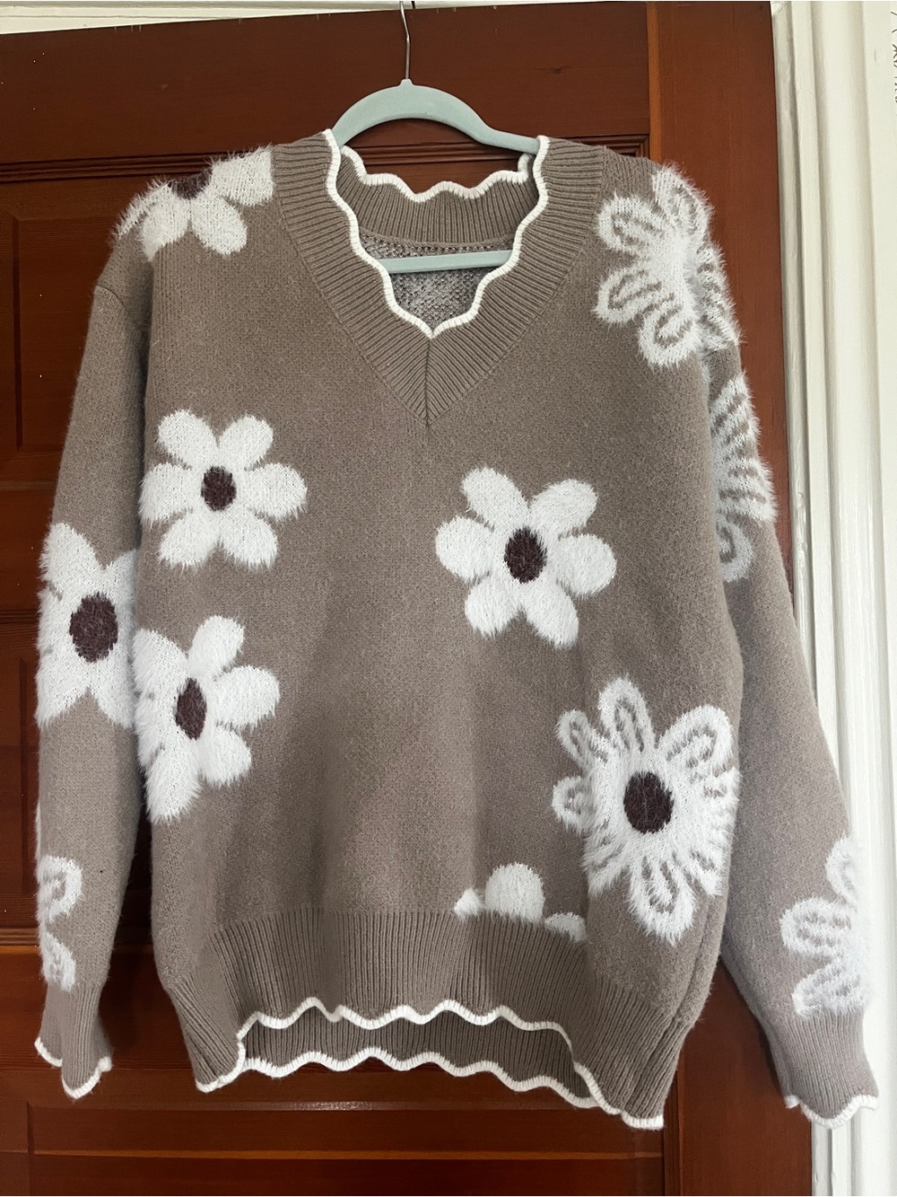Taupe Floral V-Neck Sweater with White Daisy Pattern
